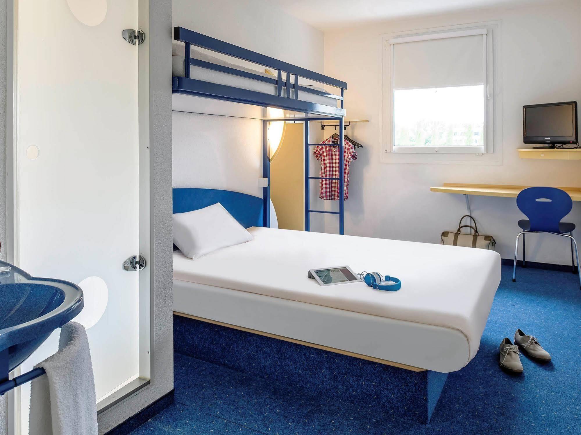 Ibis Budget Bezons Exteriör bild
